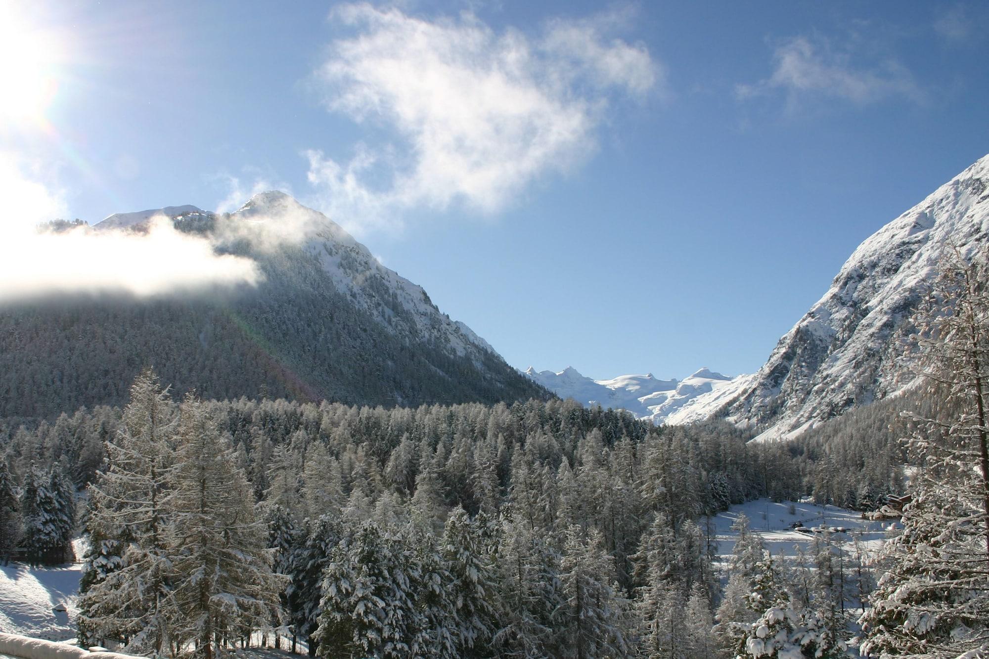 Hotel Saratz Pontresina Kültér fotó