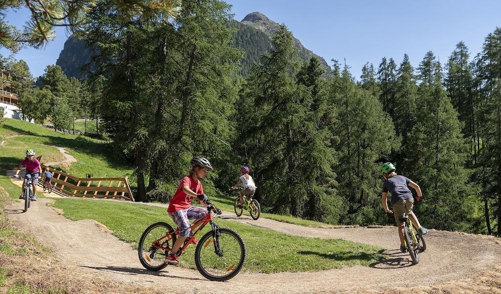 Hotel Saratz Pontresina Kültér fotó